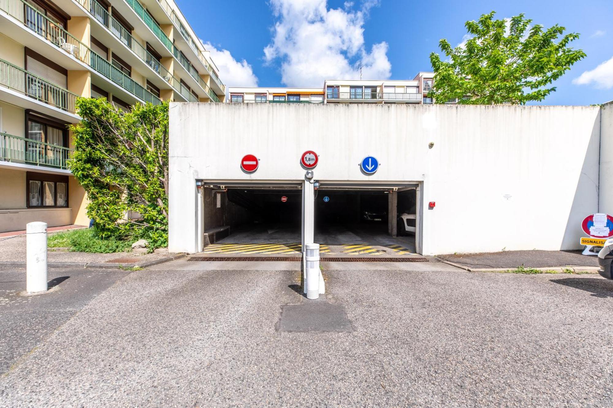 *Cocoon Area* Confort & Parking Clermont-Ferrand Esterno foto
